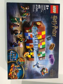 LEGO Harry Potter Hogwarts Magical Trunk 76399 Luggage Set. New!