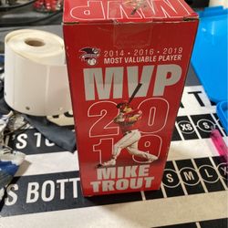 Diamond Bar Mike Trout Figurine 