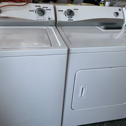 Kenmore Washer And Dryer In Good Condition 