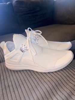 Jordan Fly ‘89 Women’s size 10