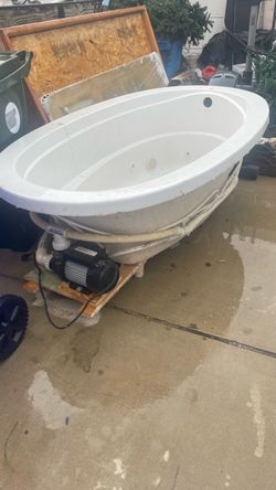 Spa tub