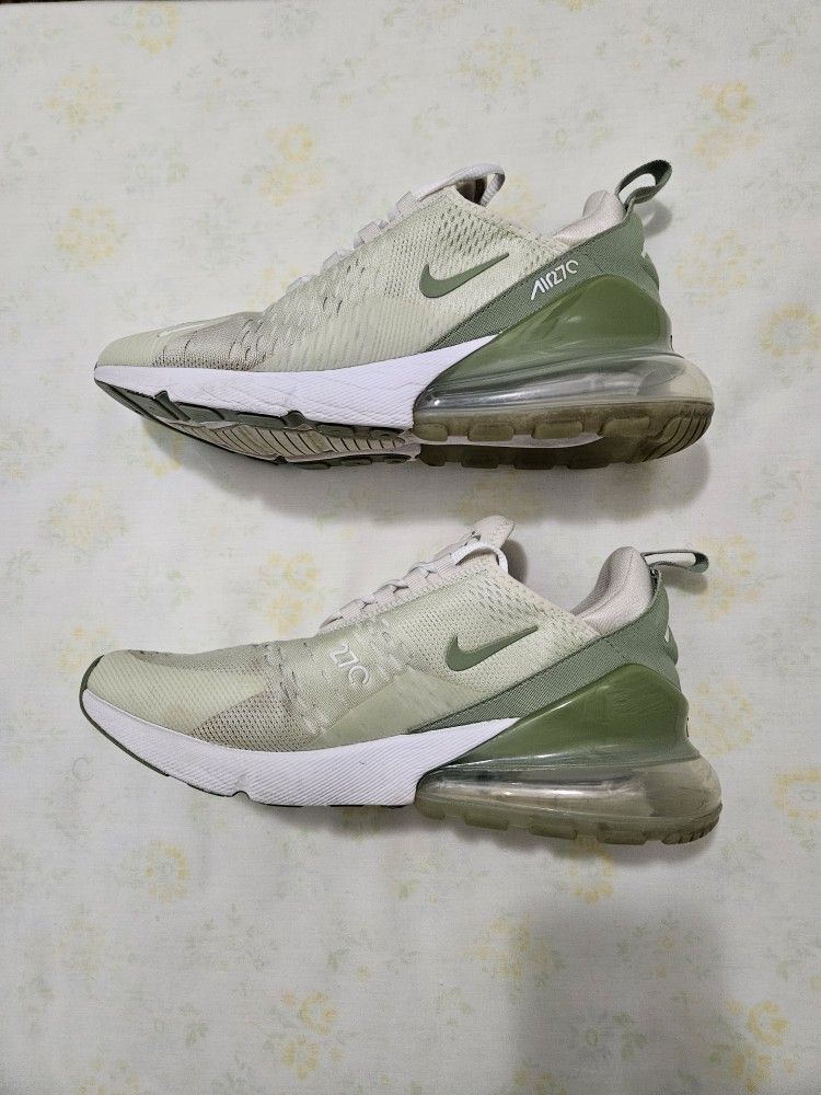 Nike Air Max 270 Women's Shoes Size 10 With Original Box