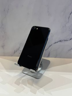 iPhone 8 64GB Unlocked Pre-owned