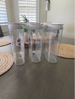 Cereal containers storage