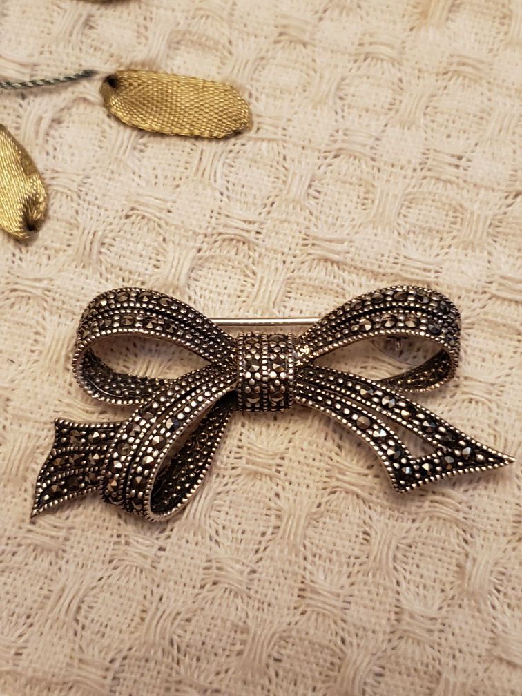 Sterling silver marcasite bow brooch