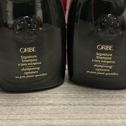 Oribe Signature Shampoo.