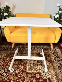 Rolling Desk 