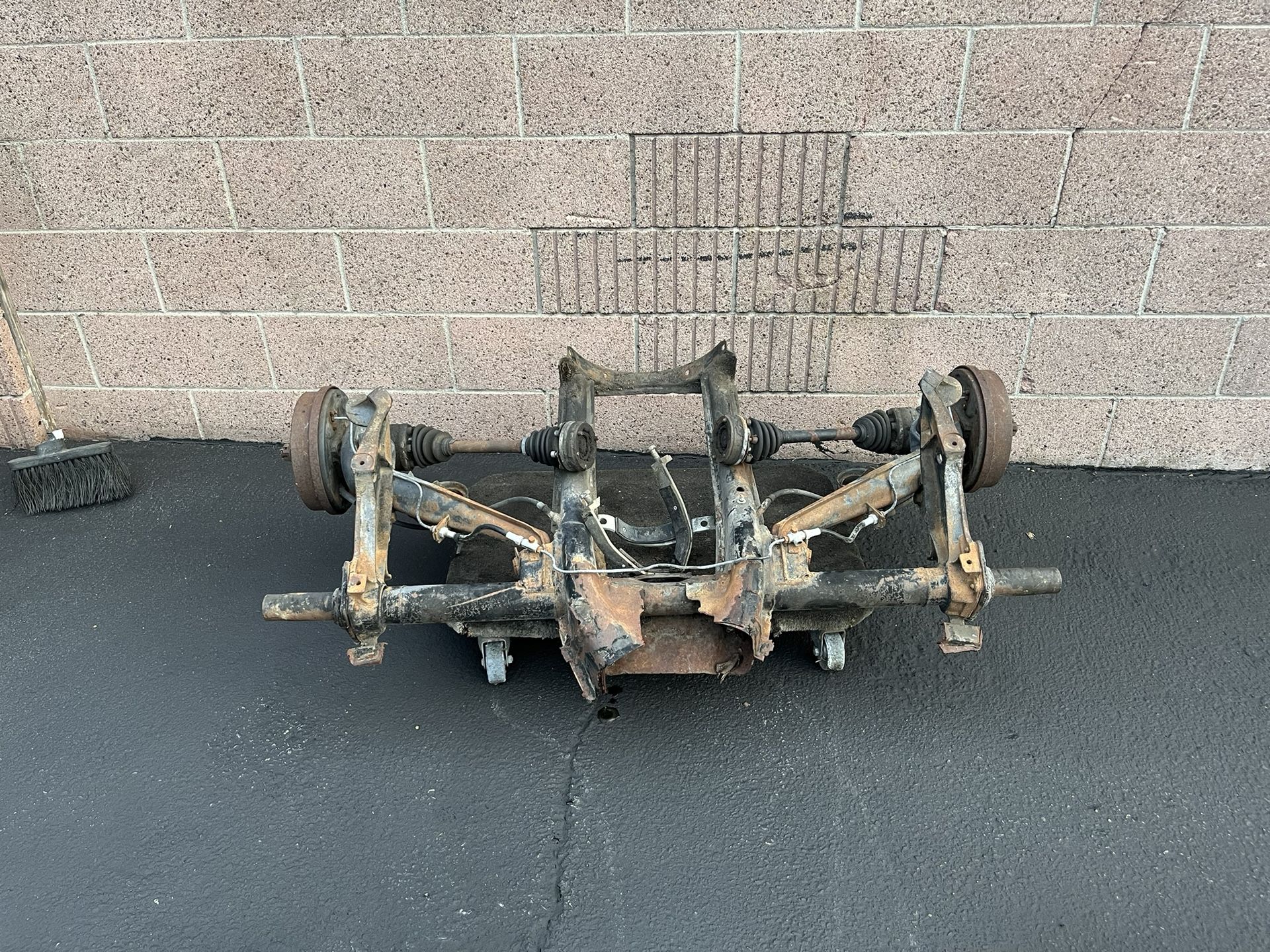 Volkswagen independent rear suspension for Sale in South Gate, CA - OfferUp