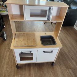 Toddler Kitchen