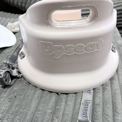 Upseat baby chair