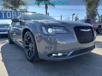2019 Chrysler 300 Series S