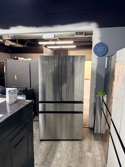 🔥SAMSUNG BESPOKE STAINLESS STEEL 4-DOOR REFRIGERATOR WITH BEVERAGE CENTER AND ICE MAKER🔥