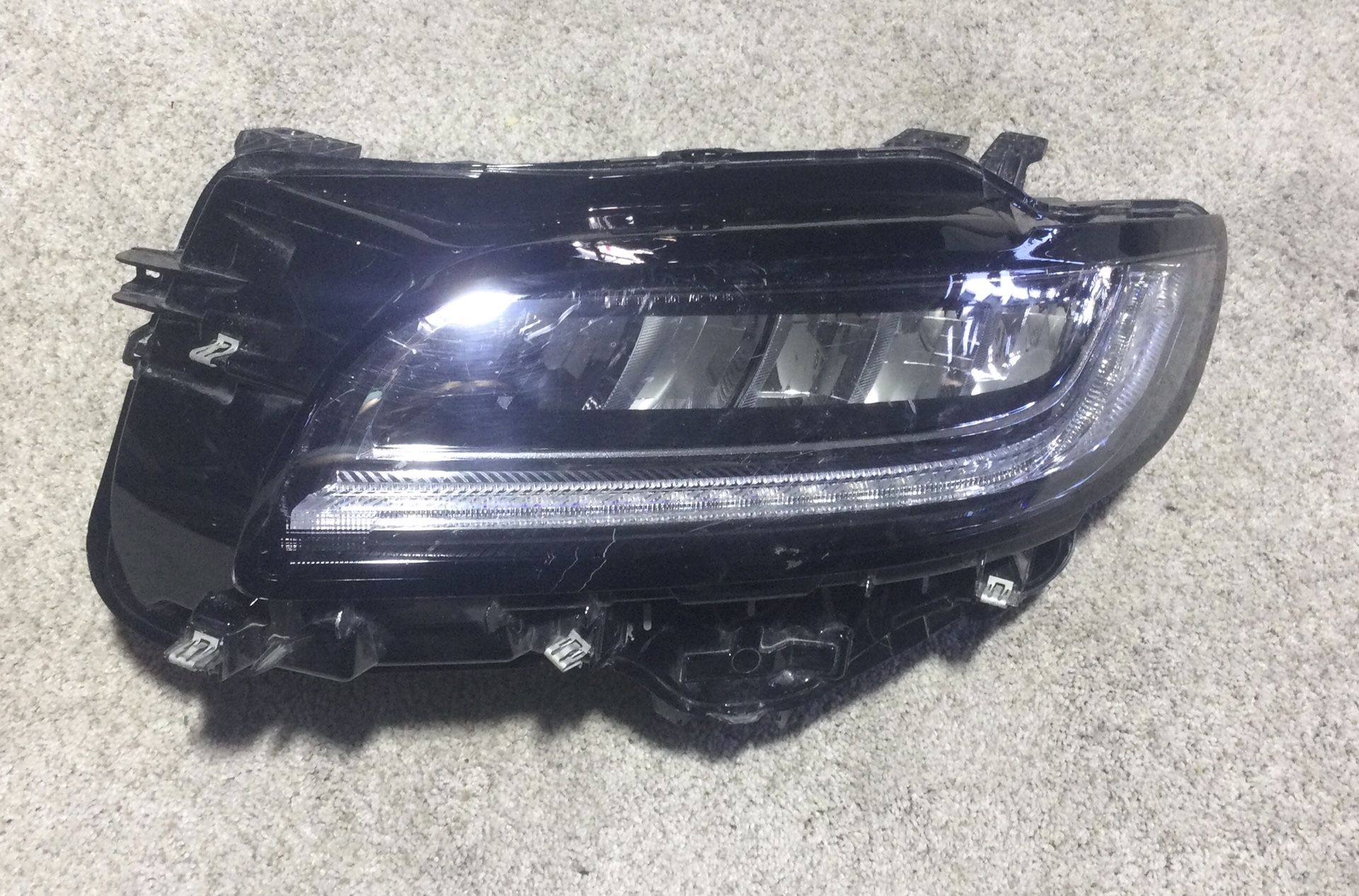 2019 2020 2021 Lincoln Nautilus Right Headlight