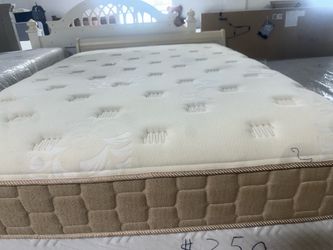 Full size mattress