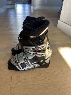 New Nordica BSX Ski Boots - 28.5