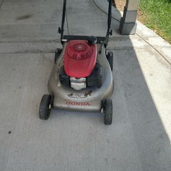 Honda Mower 