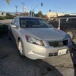 2010 Honda Accord – Clean Title – Excellent Condition – 195,000 Miles