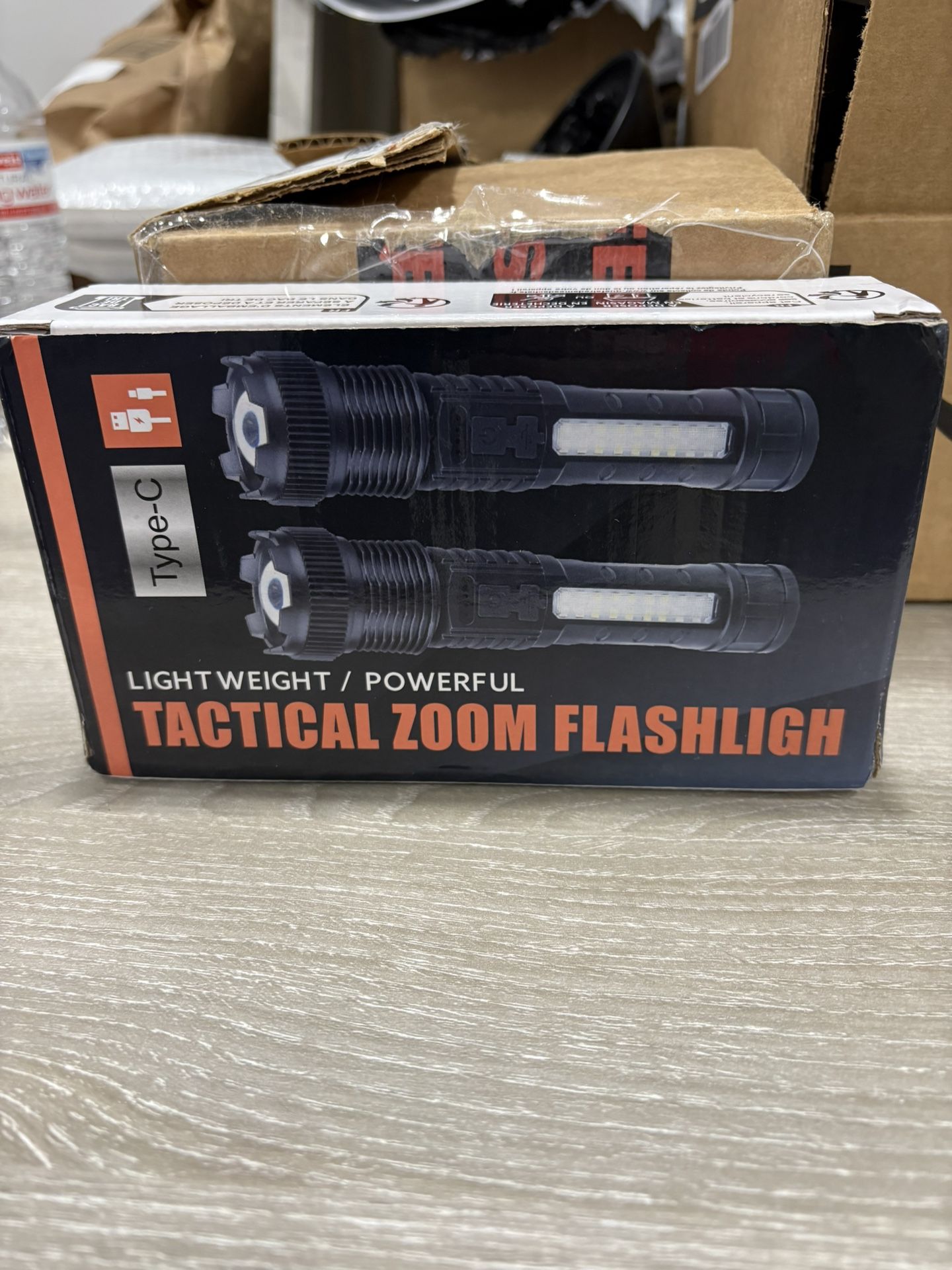 Tactical Zoom Flashlight