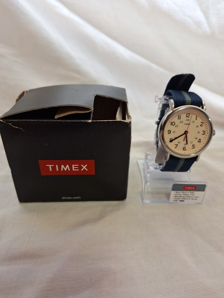 Timex T2N654, Men's Weekender Striped Fabric Watch, Indiglo