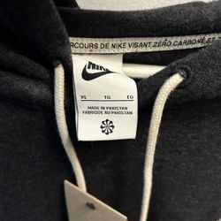 Nike XL Sweater Hoodie Jacket Pull Over 