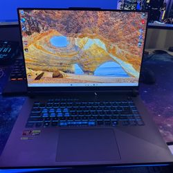 Asus ROG G16 Laptop (2025)