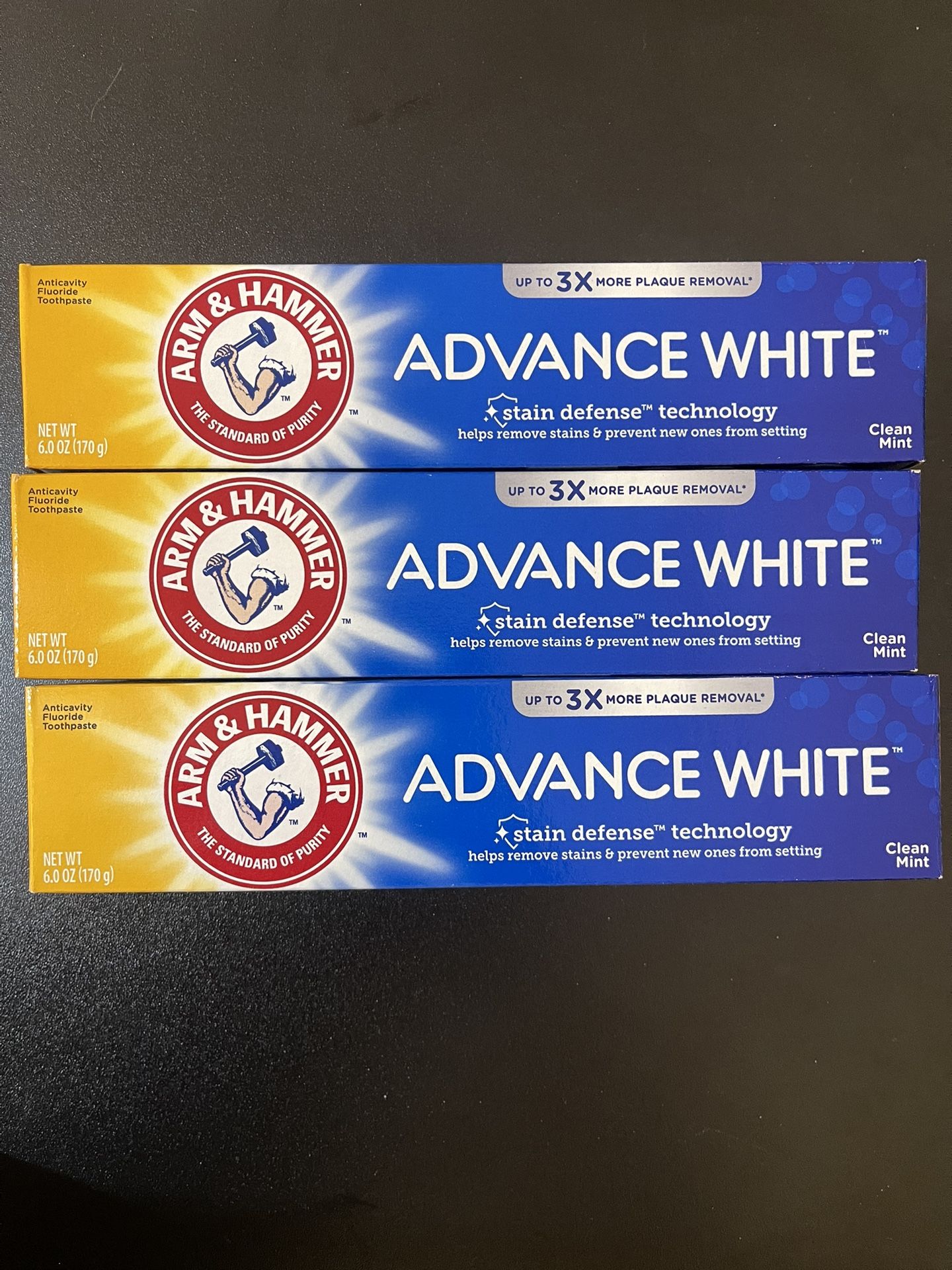 3pack  ARM & HAMMER Advance White Extreme Whitening Toothpaste, Fluoride Toothpaste, Clean Mint, 6 oz