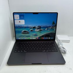 MacBook Pro 14” 2025 Laptop 21976475