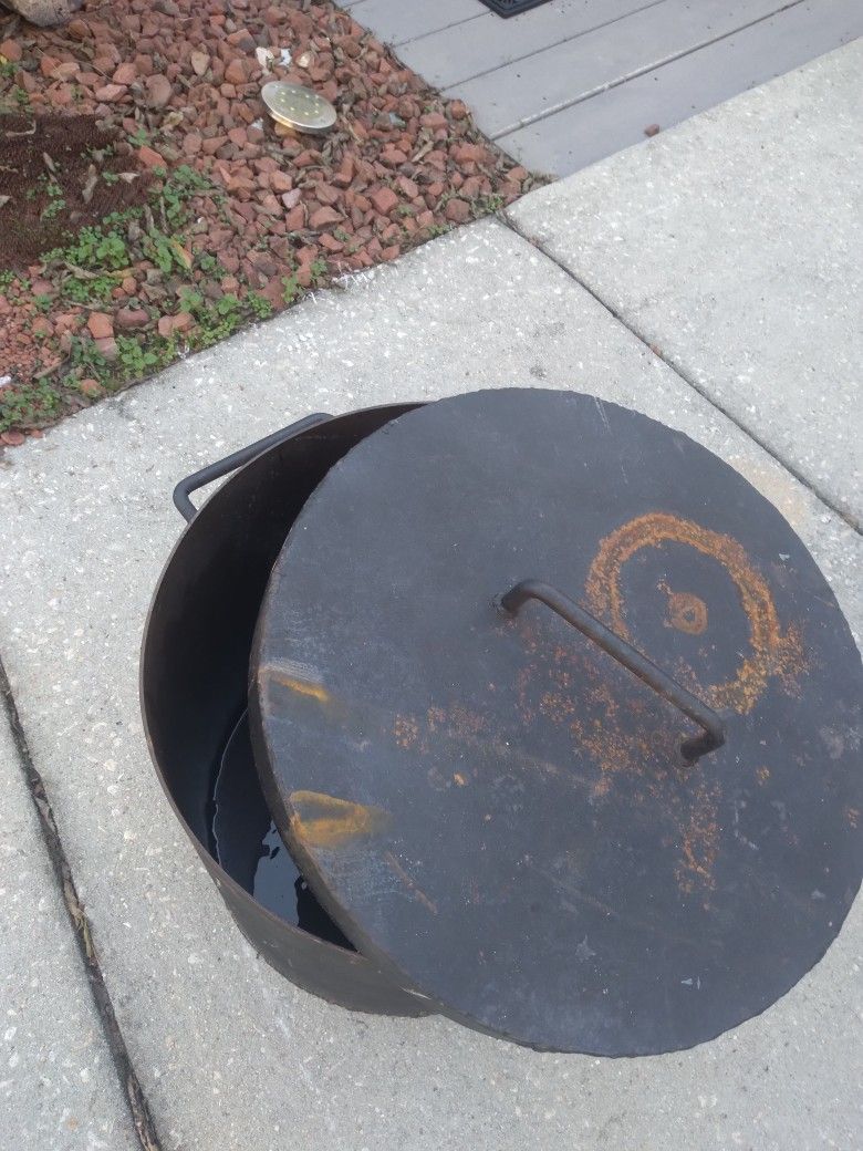 Outdoor Cast Iron Pot