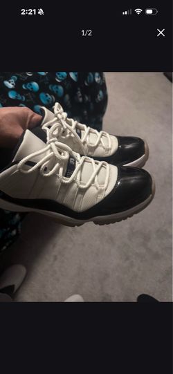 Jordan 11 low concord