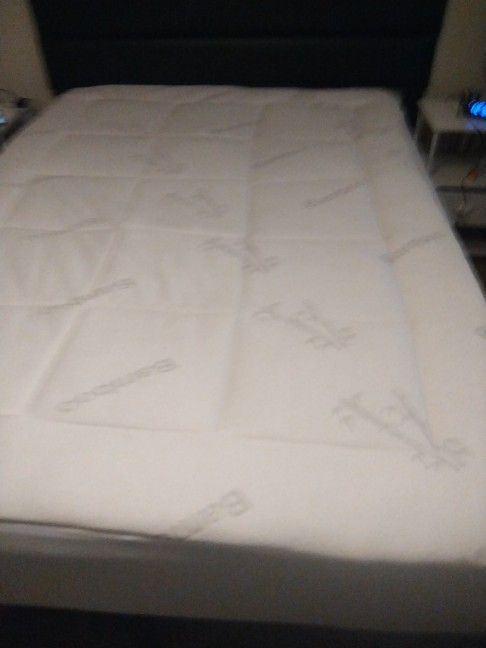Full Size 10 In Mattress And Bed Frame