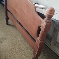 Wooden Incomplete Pieces Bed Frame 