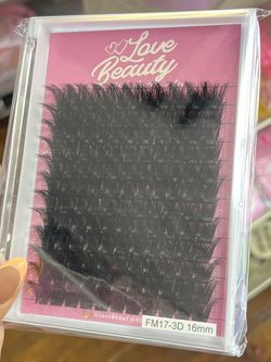 cluster lashes