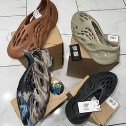 Adidas Yeezy Foam Runners 