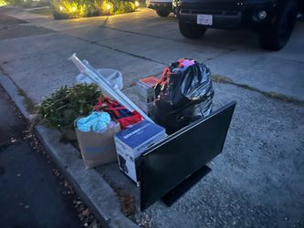 Free items (fabric, baby gate, etc