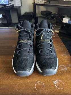 Jordan 11 Heiress Black Stingray 8y