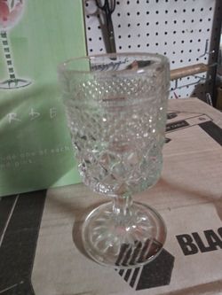 Quality glass wine cups