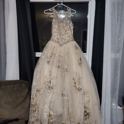 Quinceñera Dress