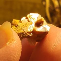 19.75ctw Vanadinite Specimen Rare Crystal 