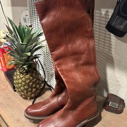 authentic New Out Box, Vince, Caputo Women's Size 6 1/2 or 7 