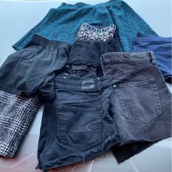  Medium/large 10/12 Shorts and skirts