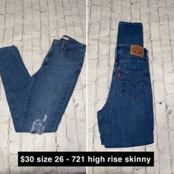 Women’s Levi’s 721 High Rise Skinny Size 26 $30