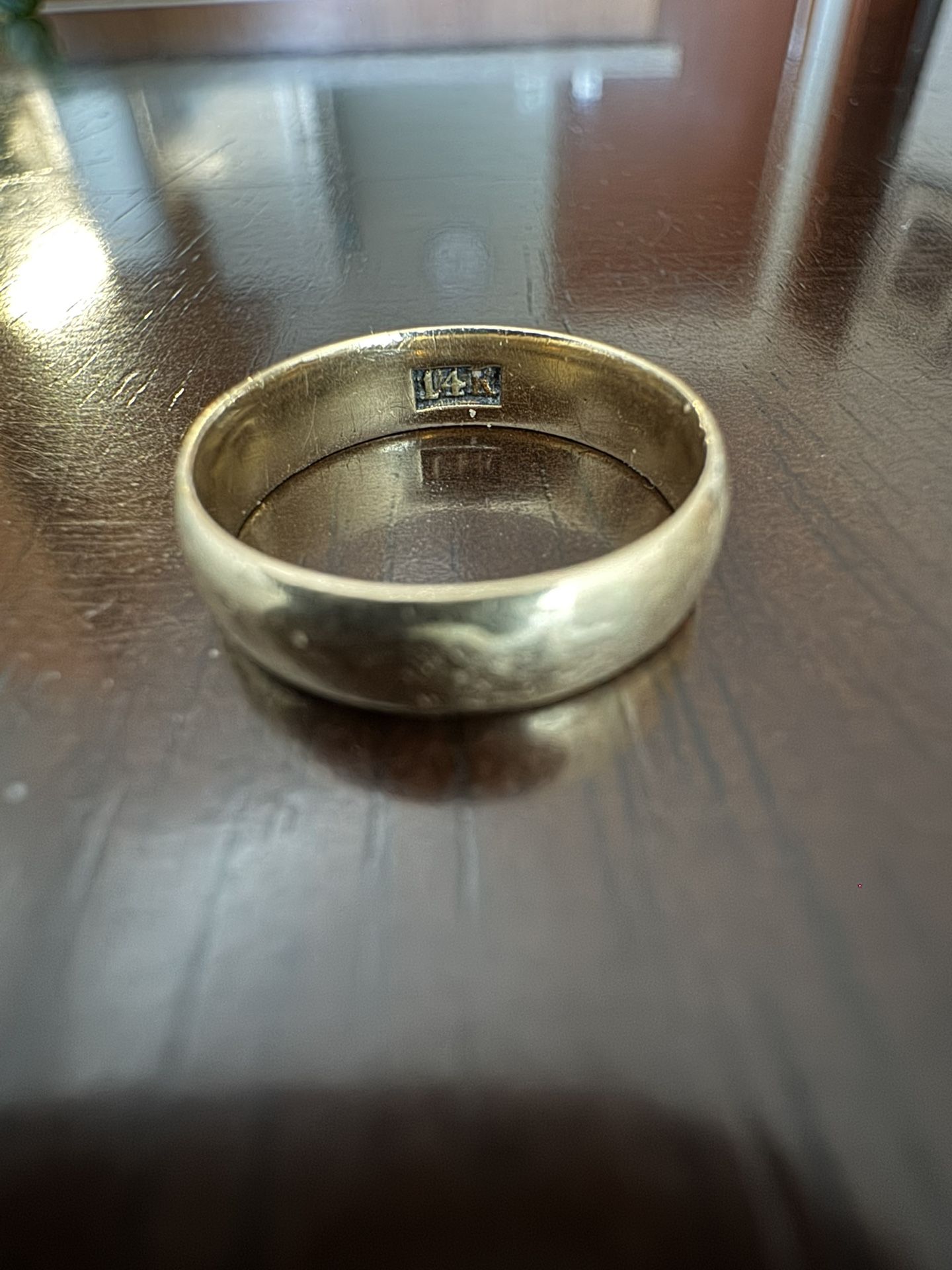14k Yellow Gold Wedding Band