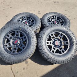 New OEM ORIGINAL TOYOTA TRD PRO RIMS 17" Wheels New Tires