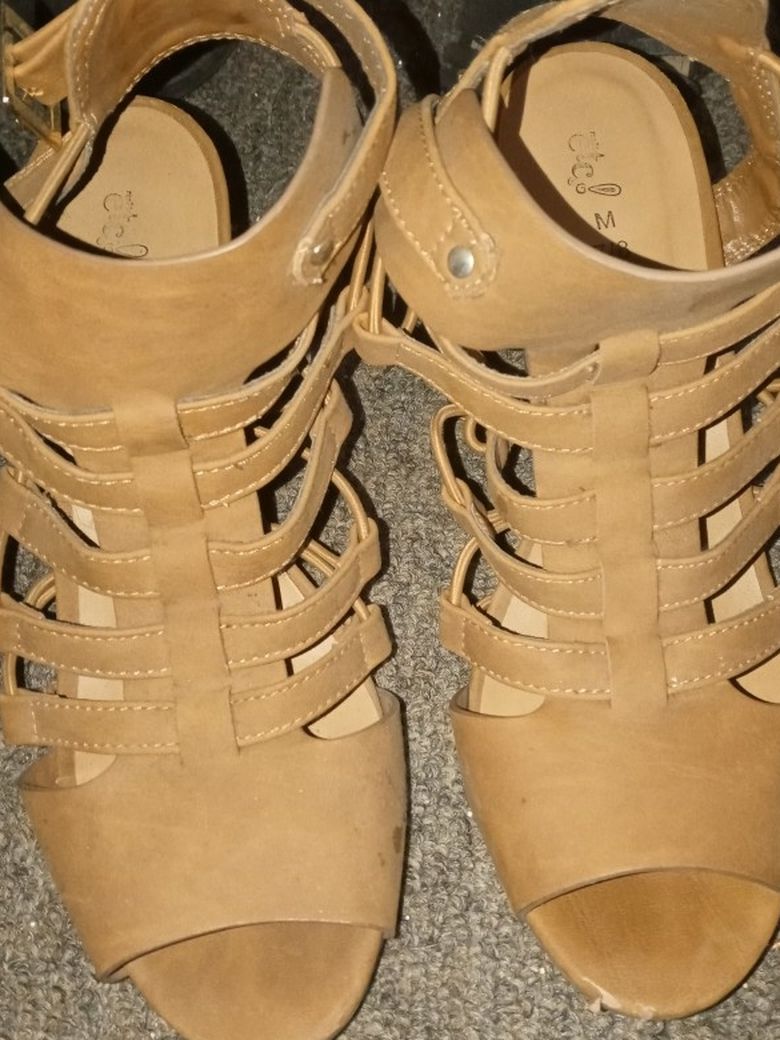 Etc tan heels