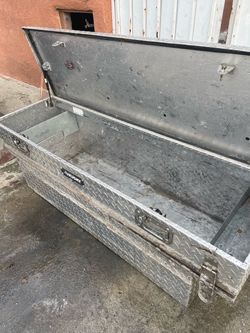 Husky Aluminum Diamond Plate Truck Tool Box