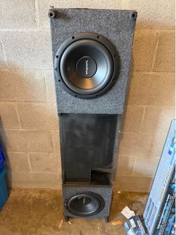 R2 12s and box