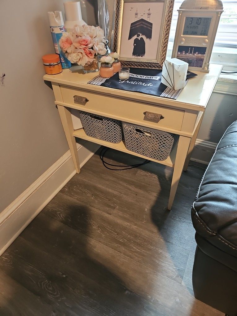 Beautiful Entry Table
