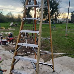 Used 10' husky step ladder