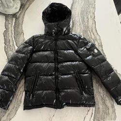 Moncler Puffer Jacket Men