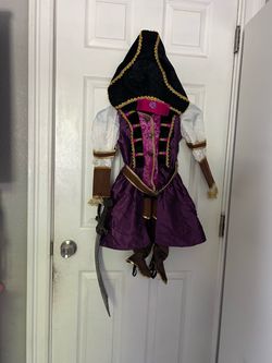 Costume of a pirate